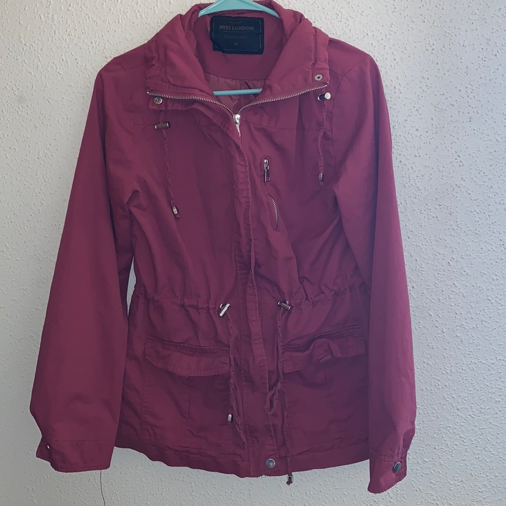 Maroon Jacket, size medium. like new.
